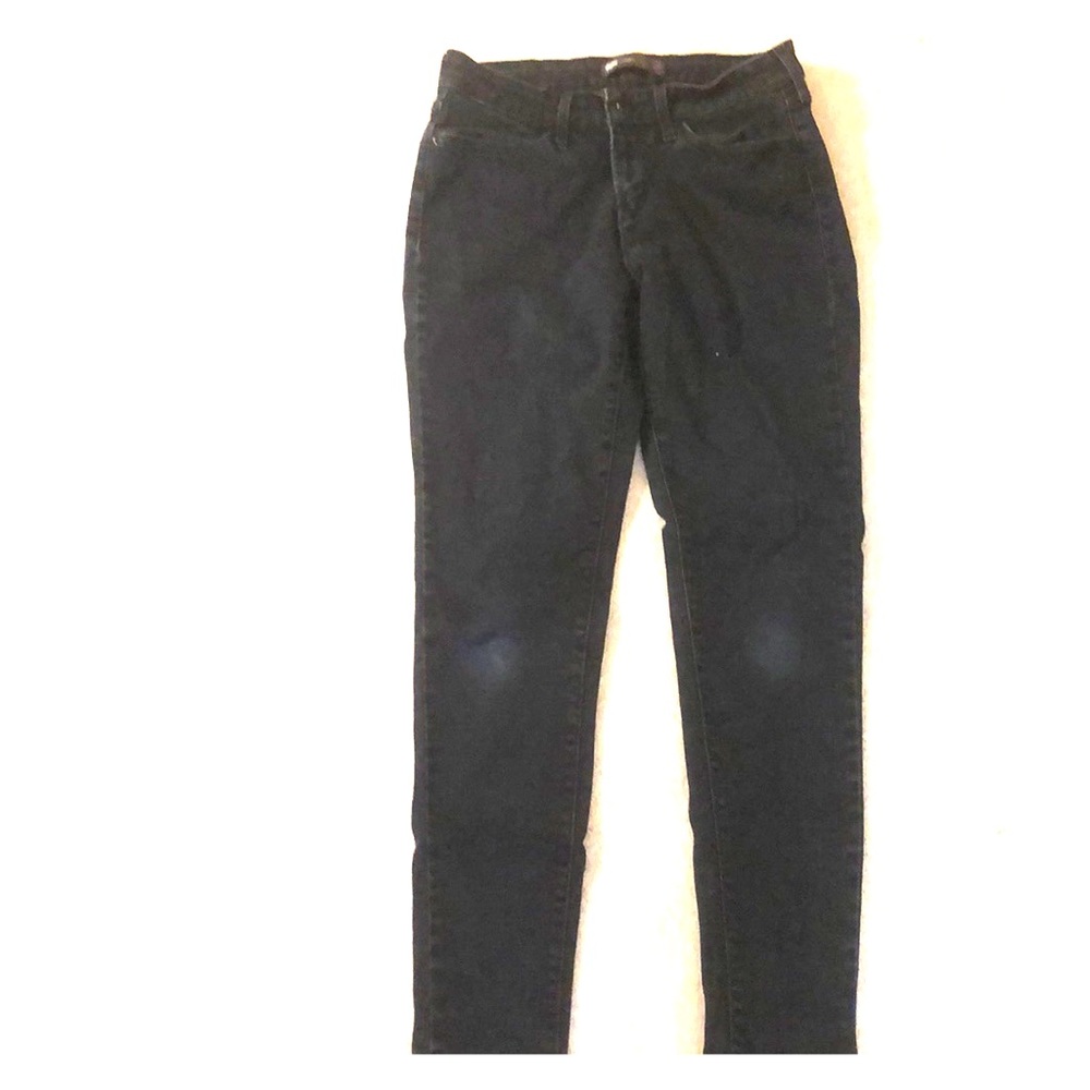 Jeans with faded knees in design